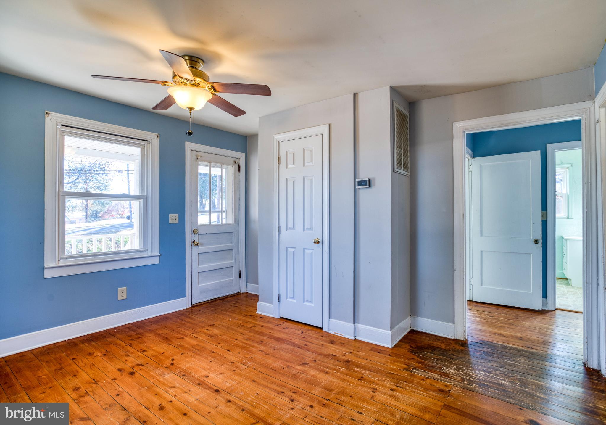 SAUNDERS - Residential