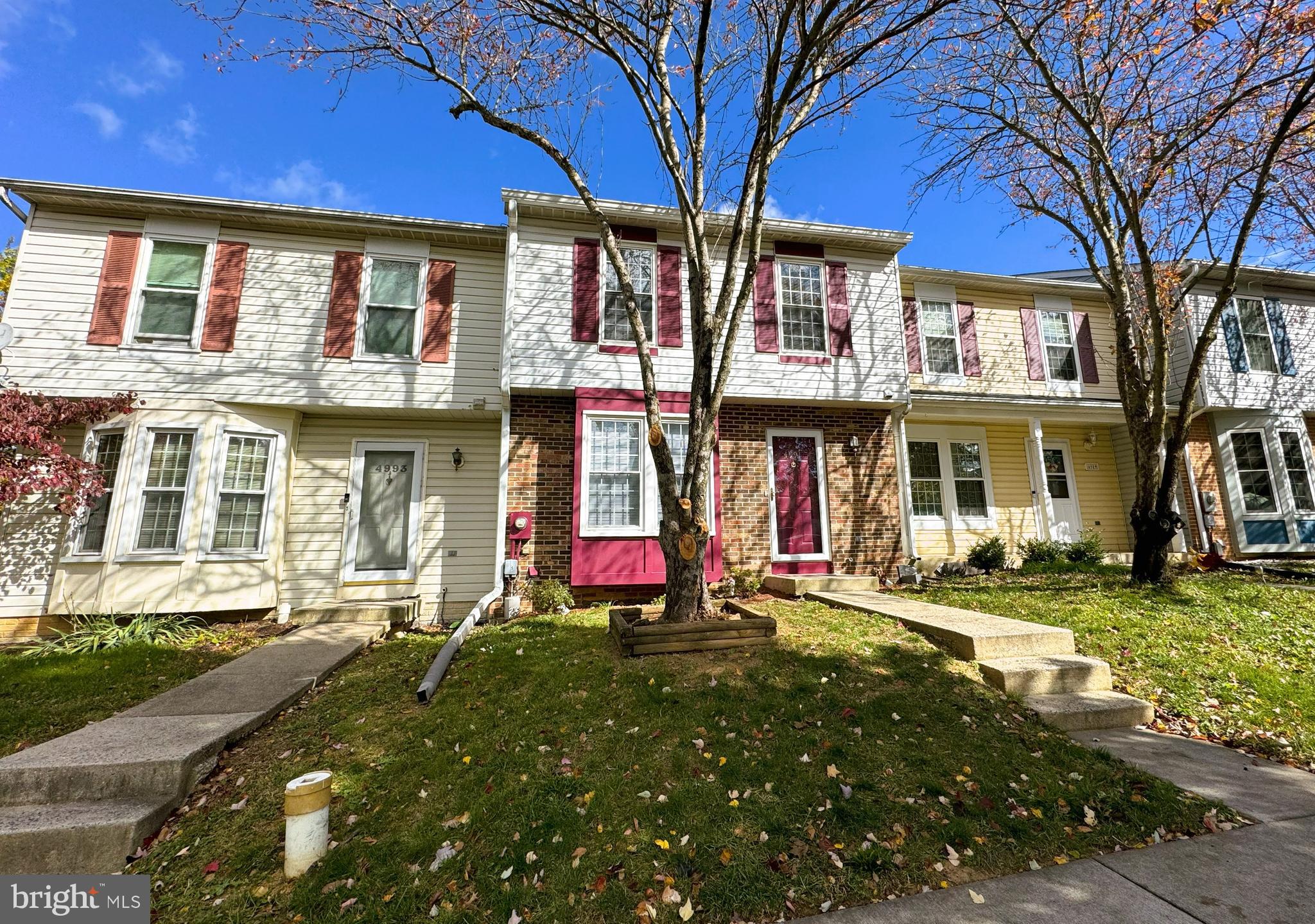 Welcome to this gorgeous townhouse located in highly desirable Robin Meadows community with mature tree-lined streets. This community is located minutes from commuting routes and offers a wonderful amenity full neighborhood. Caring homeowners have updated this home from top-to-bottom, and it will impress the pickiest buyer. This home is meticulously well-maintained inside and out, with roof and systems updated recently. Notice the curb appeal as you approach the home. Enter the light filled main level with a spacious living room with windows ushering in natural sunlight. The living and dining space opens to an eat-in kitchen that is fabulously updated with granite counters, trendy and classy back splash, updated cabinetry, stainless steel appliances and luxury vinyl flooring. Enjoy views of the trees in the backyard from the kitchen. The upper level is spacious and hosts three bedrooms and two full baths. New carpet throughout the upper and lower level. The primary bedroom has an attached updated primary bath. There is an updated hall bath as well. The fully finished lower level offers additional space for recreation, a utility room, laundry and additional storage space. New front door and storm door, new floors, updated roof, gutters, hot water heater, HVAC, kitchen appliances, counter tops, baths, and many more touches throughout the house. To top it off, 2 assigned parking spaces & no Frederick city taxes! This community has enhanced amenities and feeds into excellent schools. The low HOA fees include common area maintenance, trash, swimming pool, tot lot, playground, tennis court, recycling, snow removal and front yard grass care. Enjoy easy access to commuter routes, parks, recreation options, shopping, restaurants, movie theater and more. Schedule your tour today – Don’t miss out!