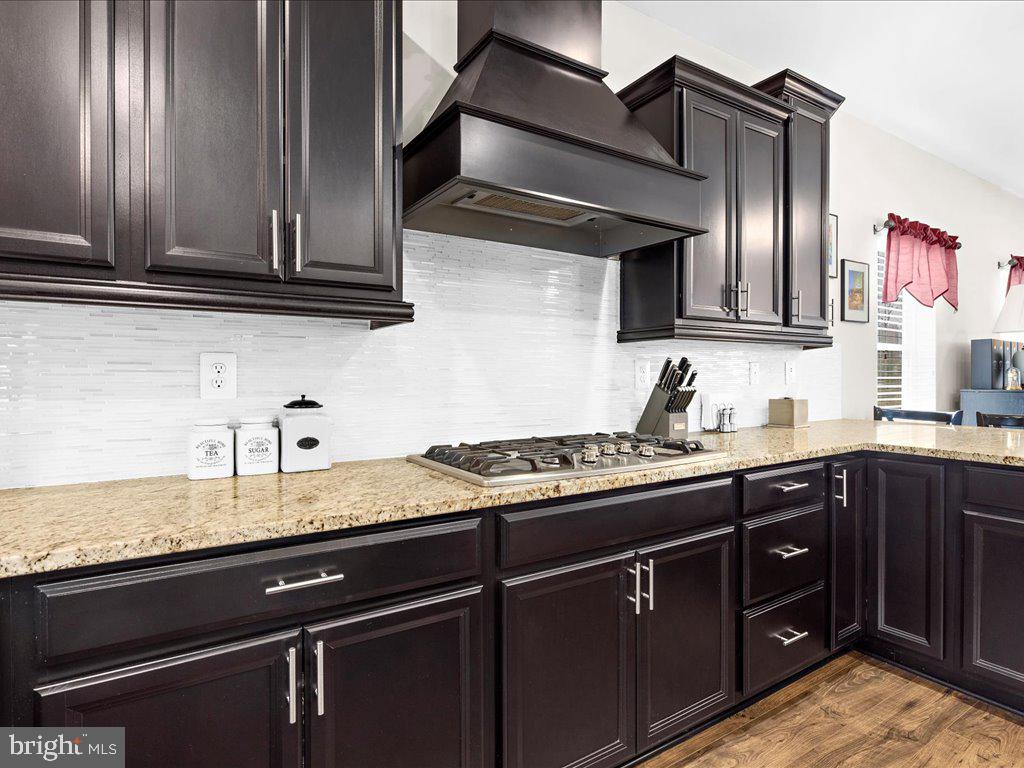 TANYARD COVE NORTH - Residential