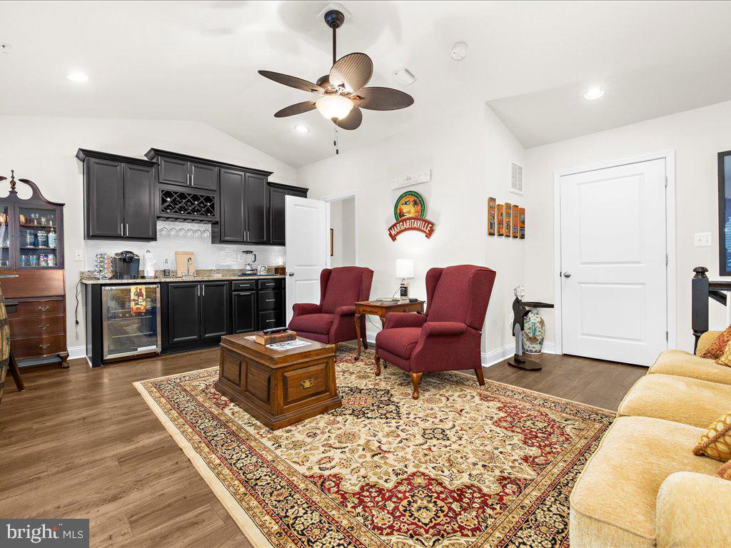 TANYARD COVE NORTH - Residential