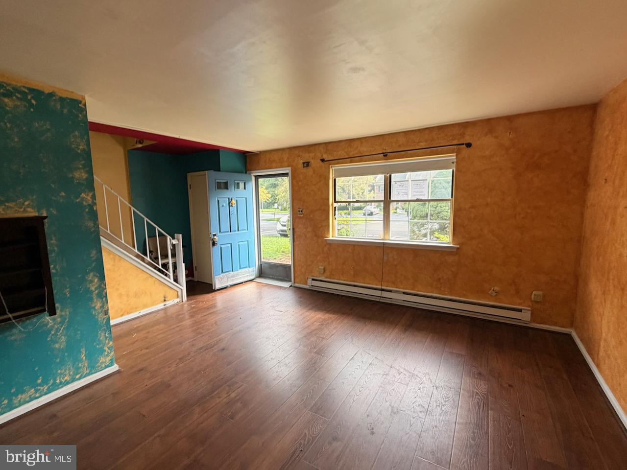 454 E CARDIGAN TERRACE 454