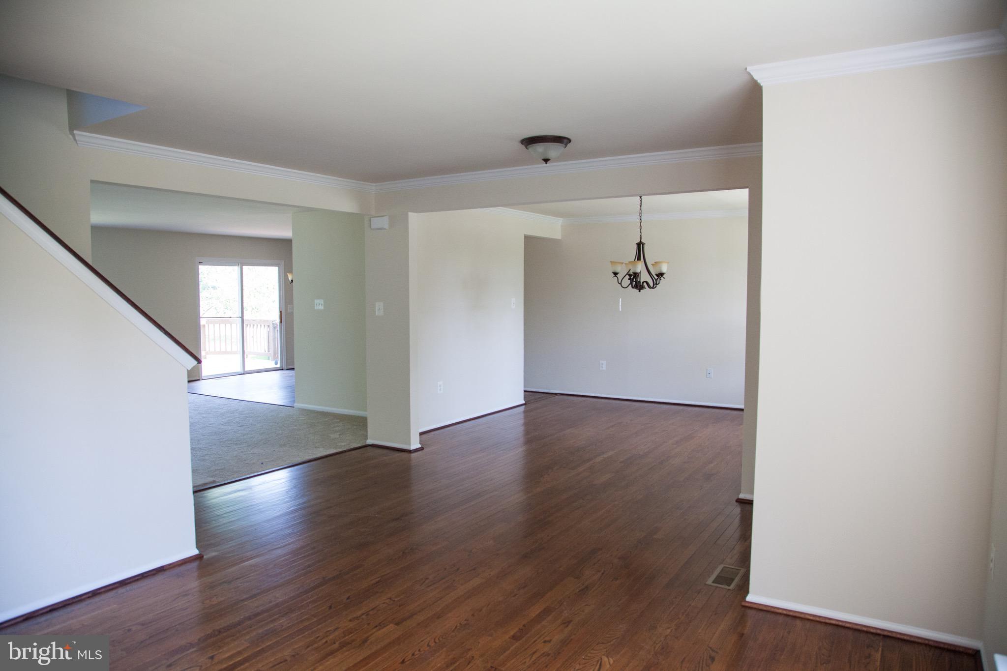 ENGLAND RUN NORTH - Residential