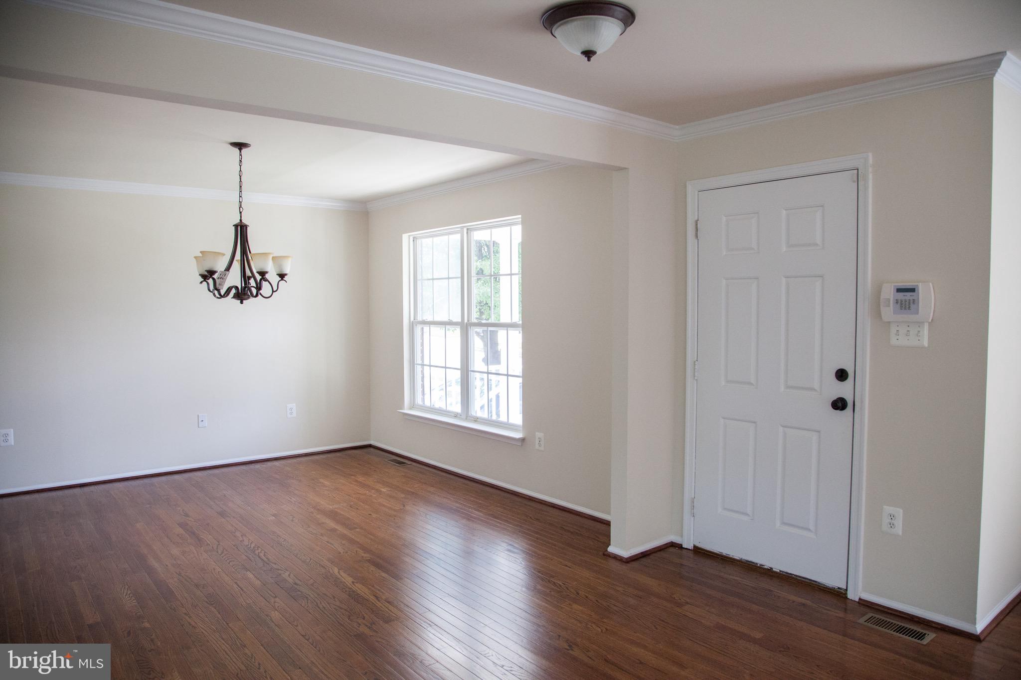 ENGLAND RUN NORTH - Residential