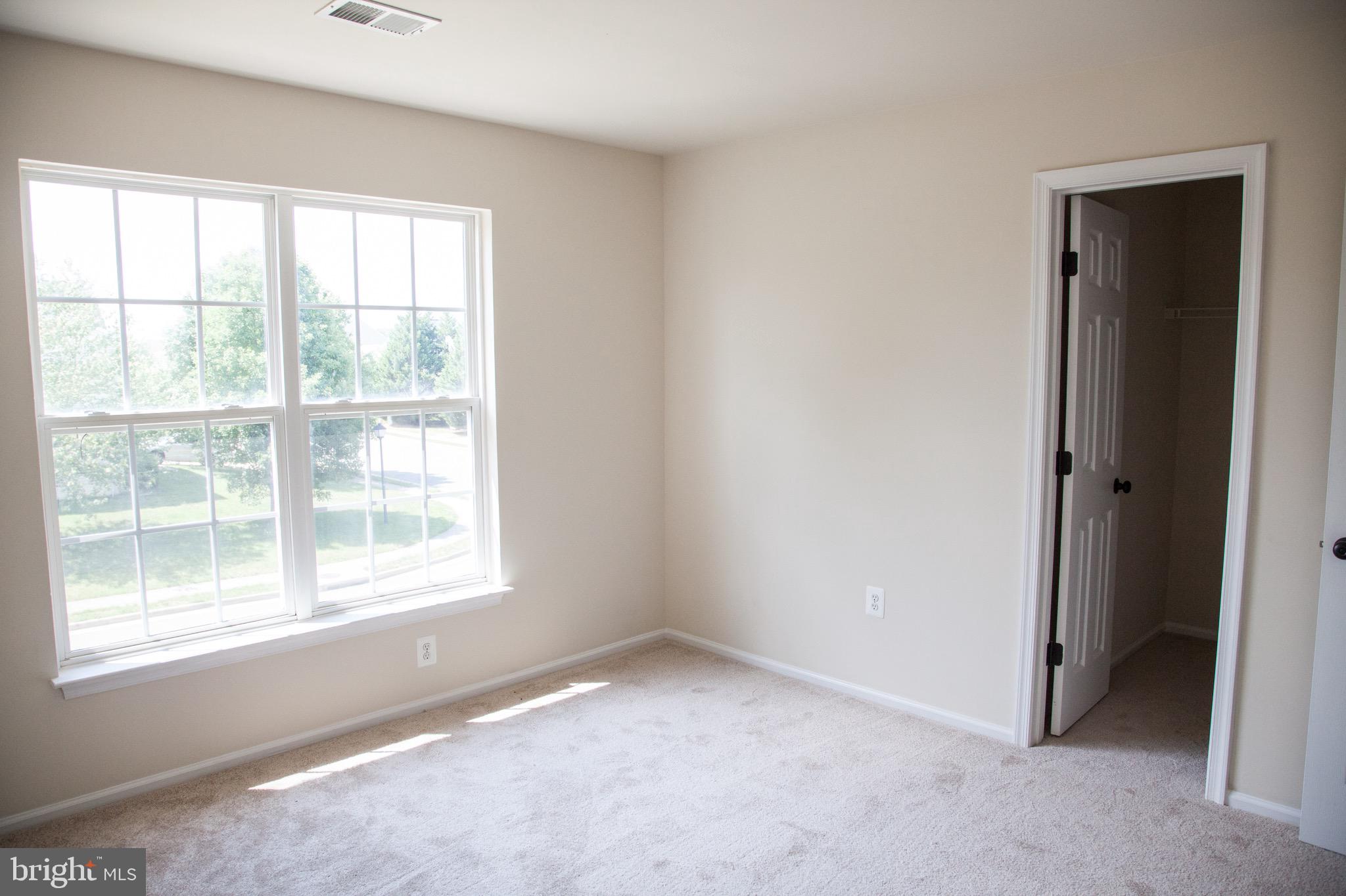 ENGLAND RUN NORTH - Residential