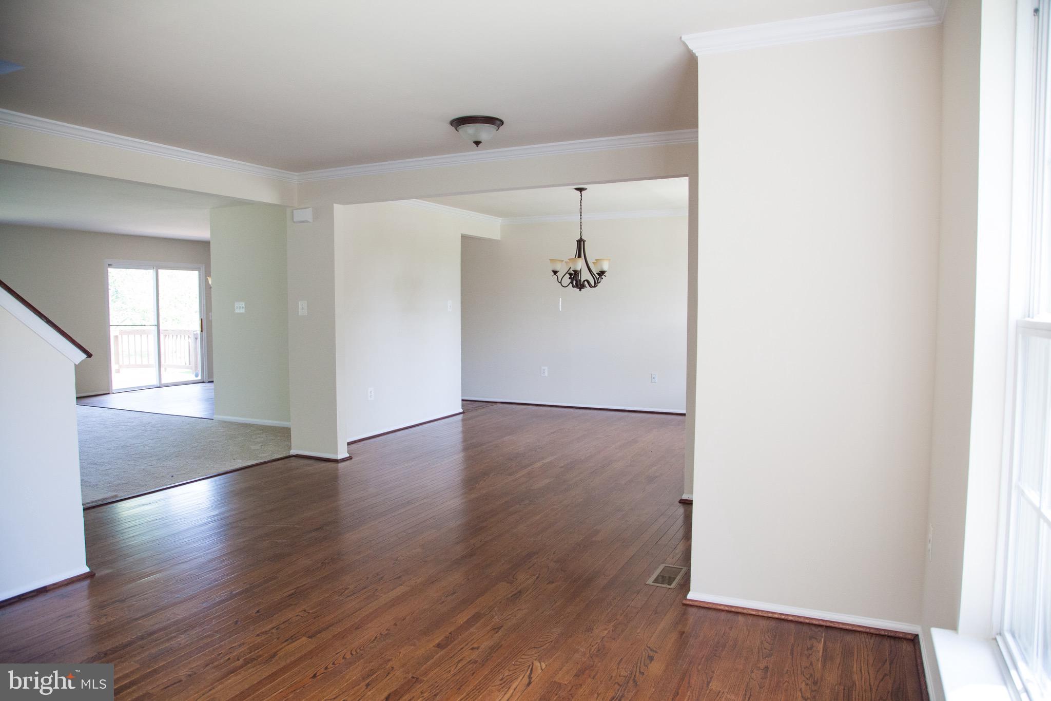 ENGLAND RUN NORTH - Residential