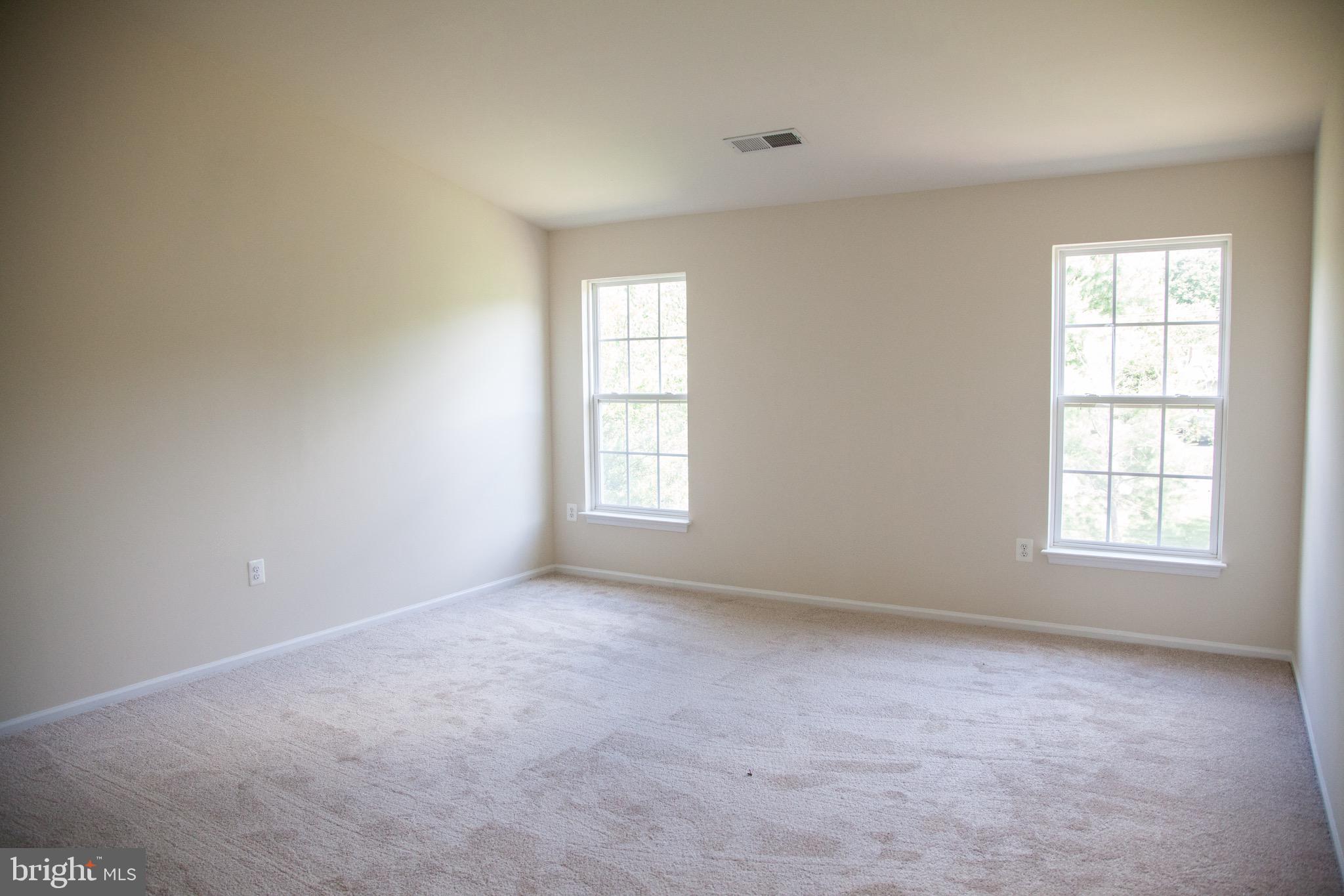 ENGLAND RUN NORTH - Residential