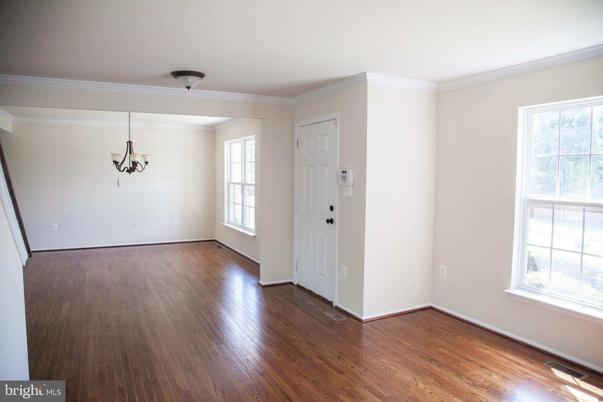 ENGLAND RUN NORTH - Residential