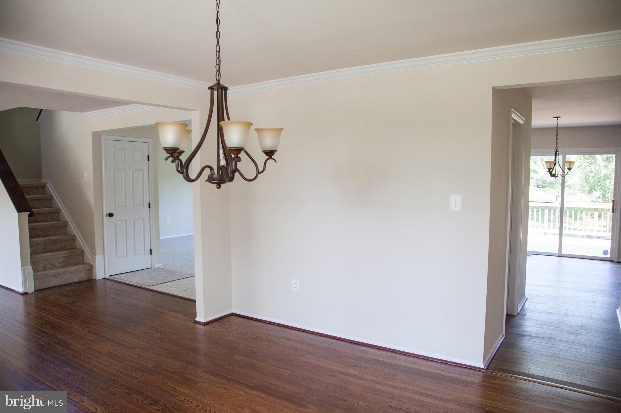 ENGLAND RUN NORTH - Residential