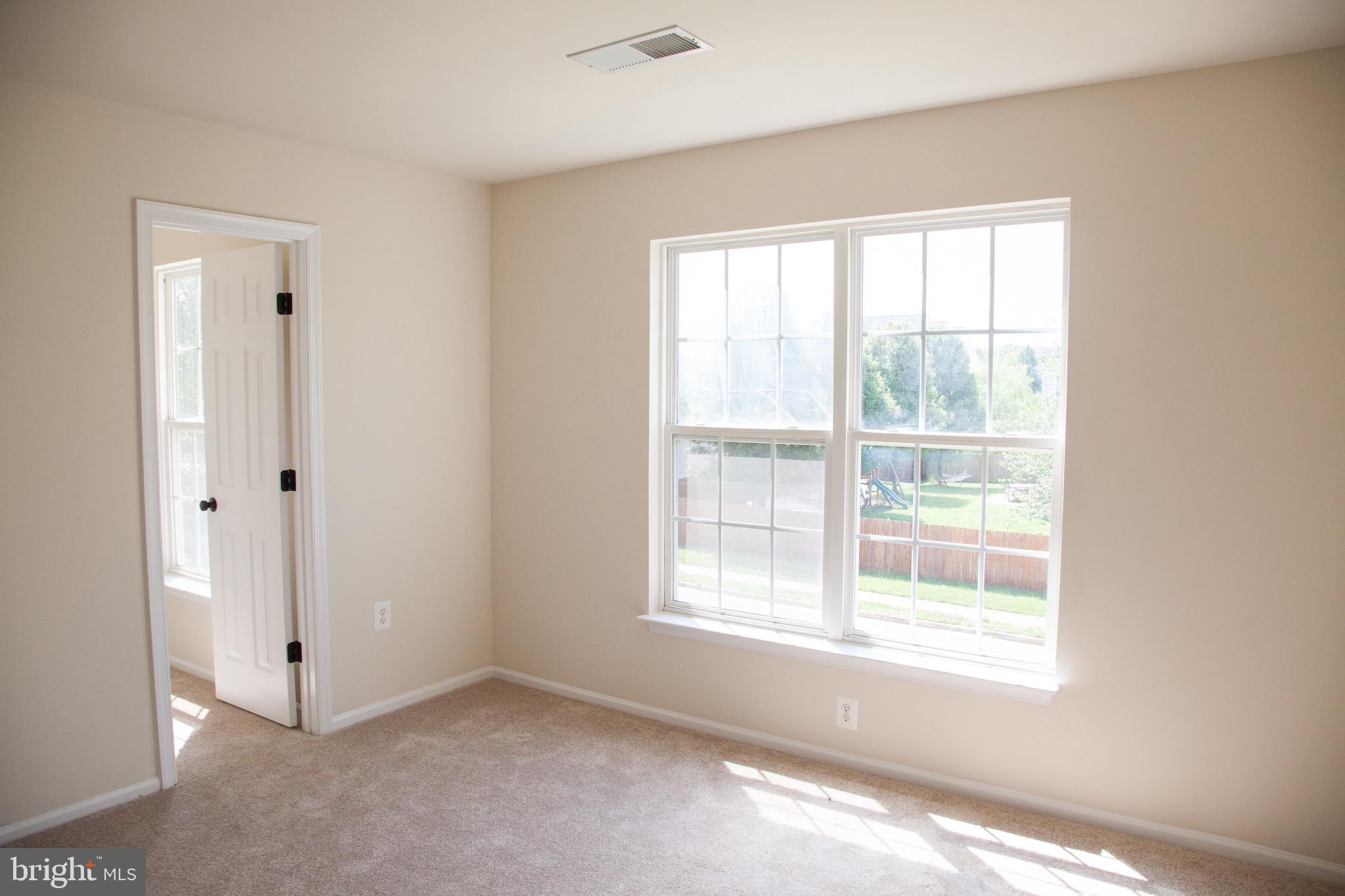 ENGLAND RUN NORTH - Residential