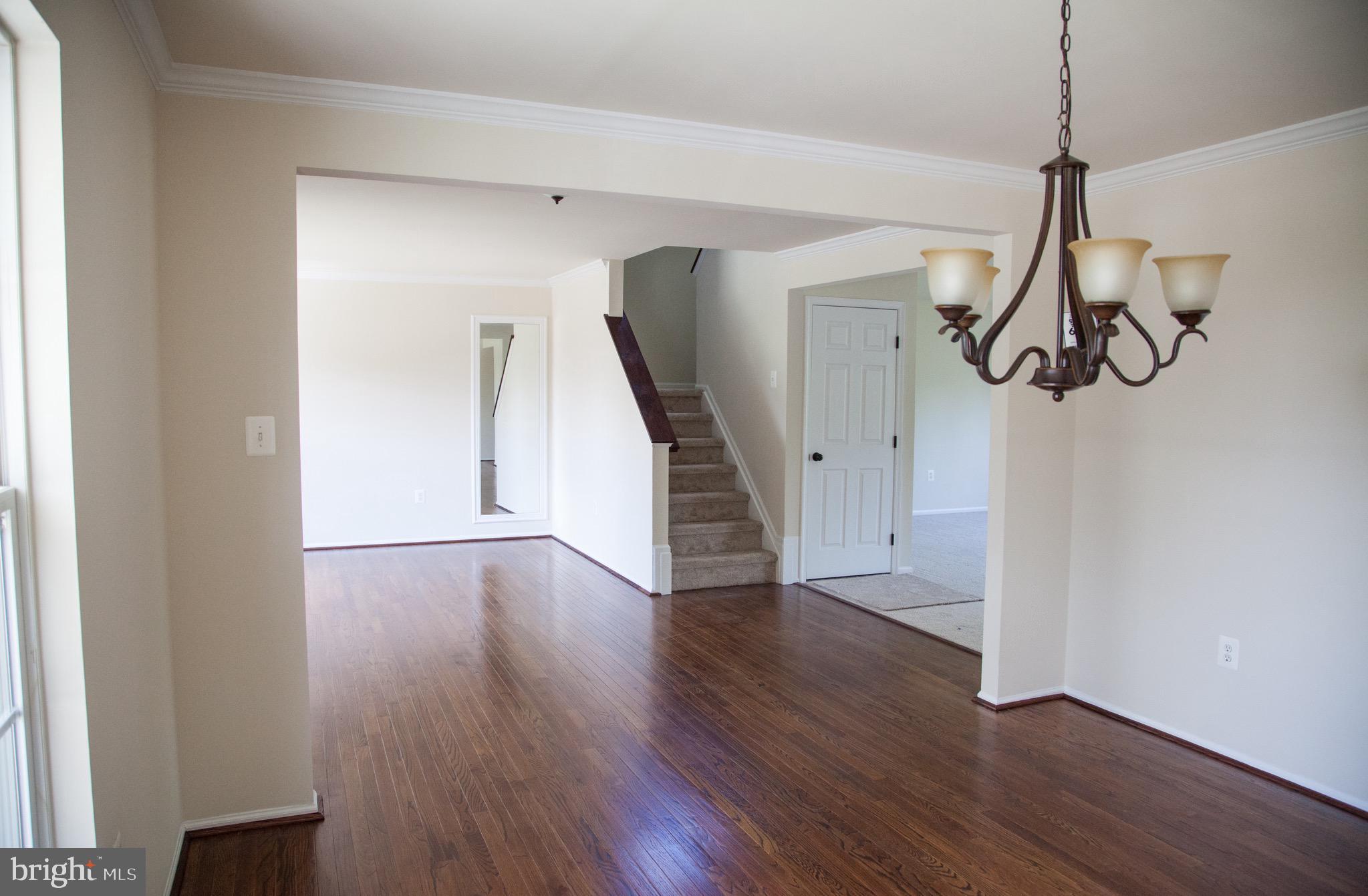 ENGLAND RUN NORTH - Residential