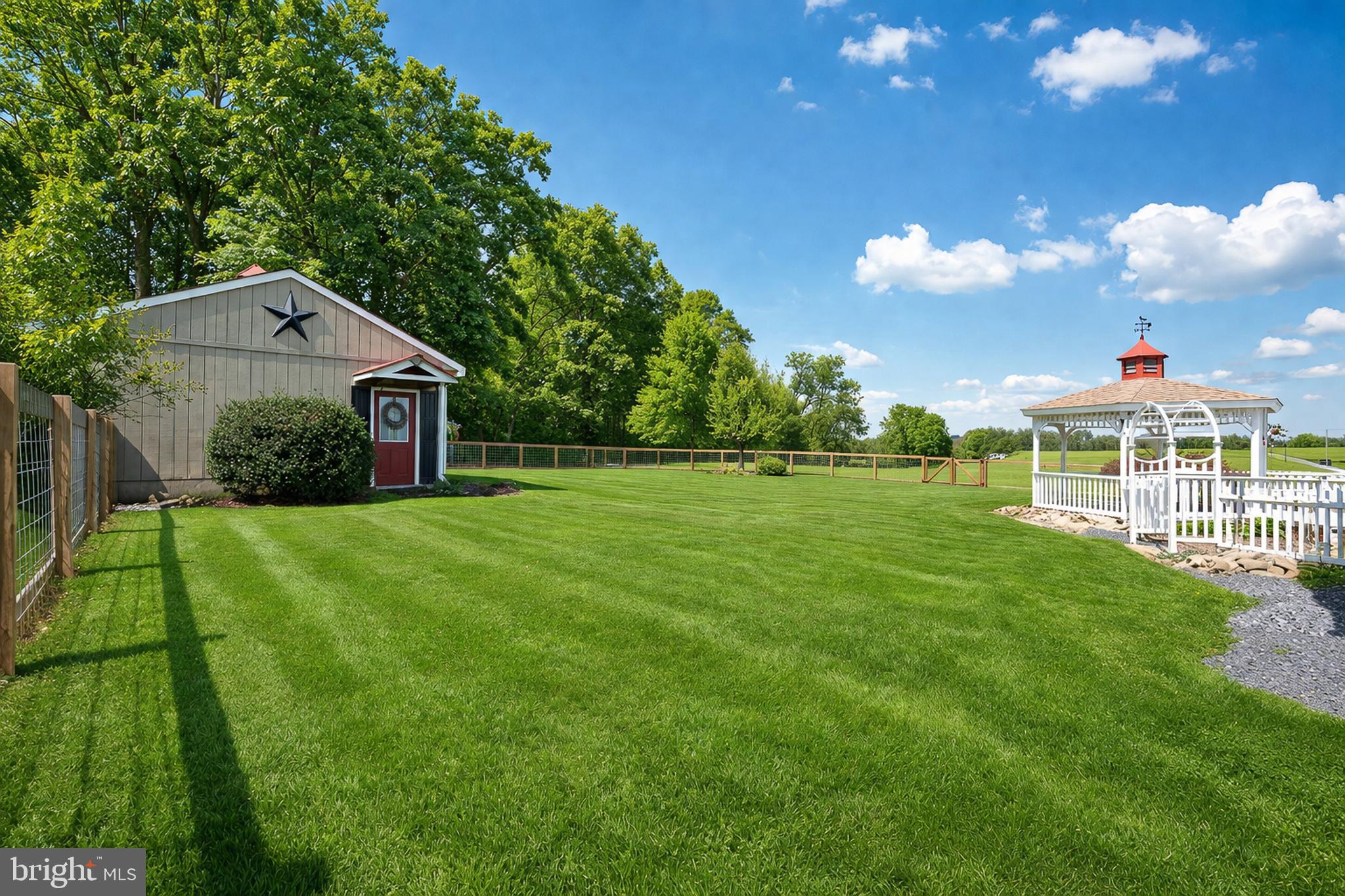 FREELAND - Residential