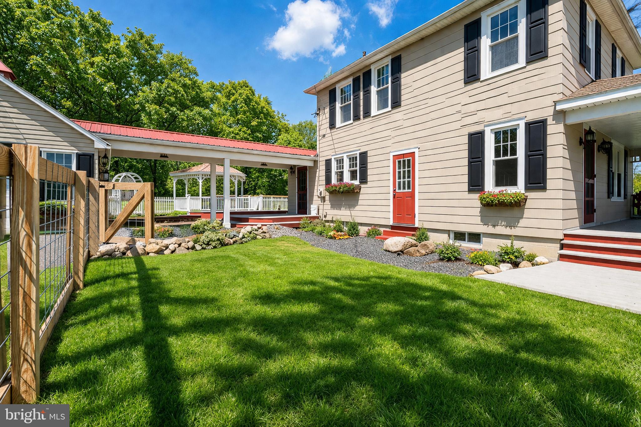 FREELAND - Residential