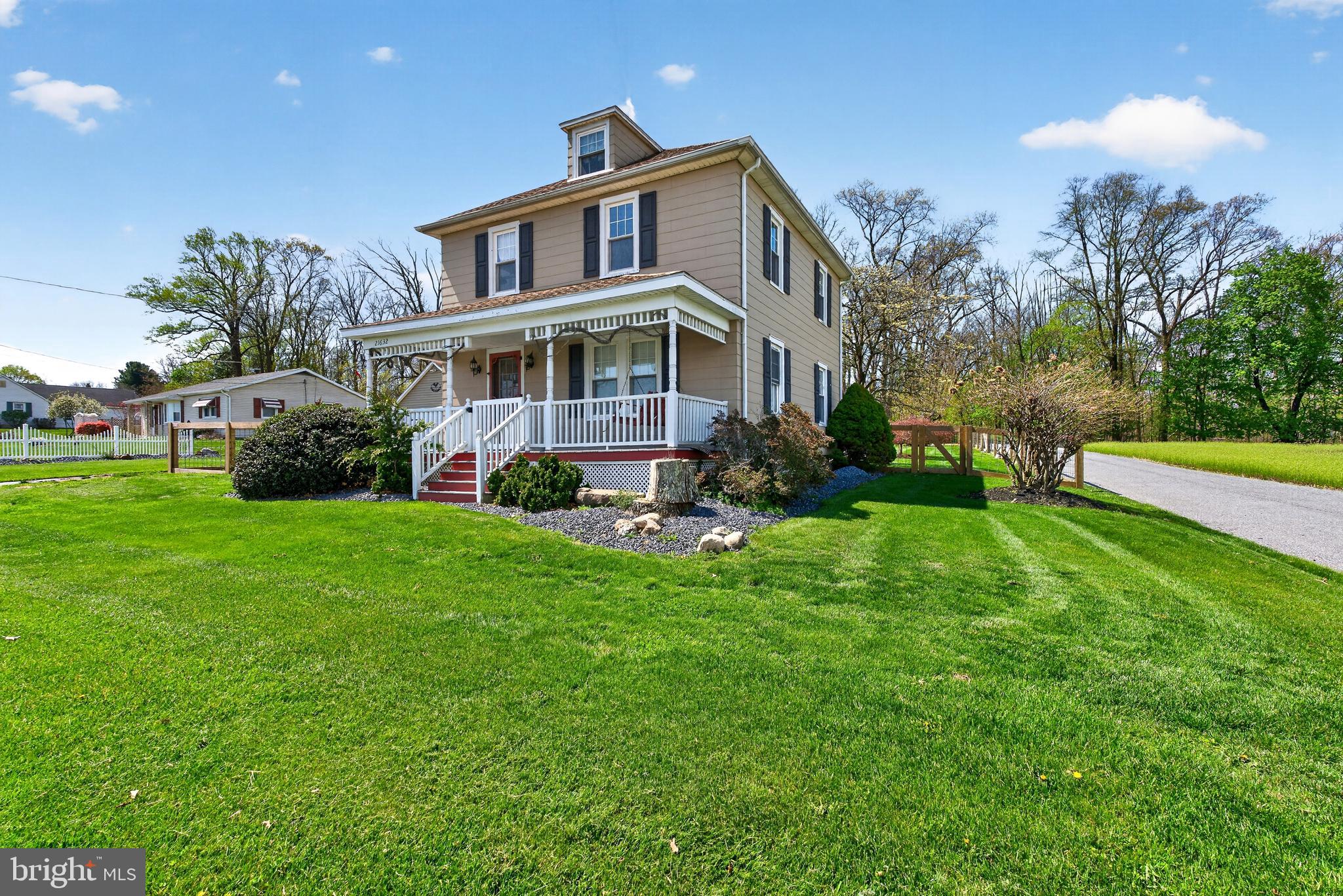 FREELAND - Residential