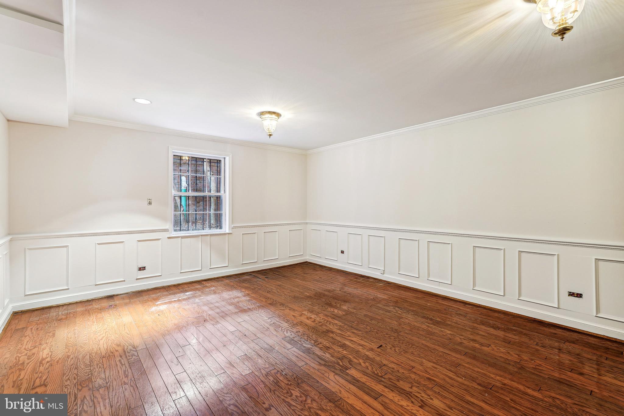 OLD TOWN ALEXANDRIA - Residential