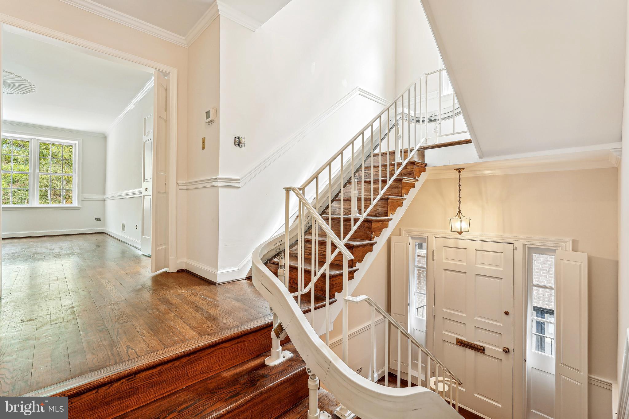 OLD TOWN ALEXANDRIA - Residential