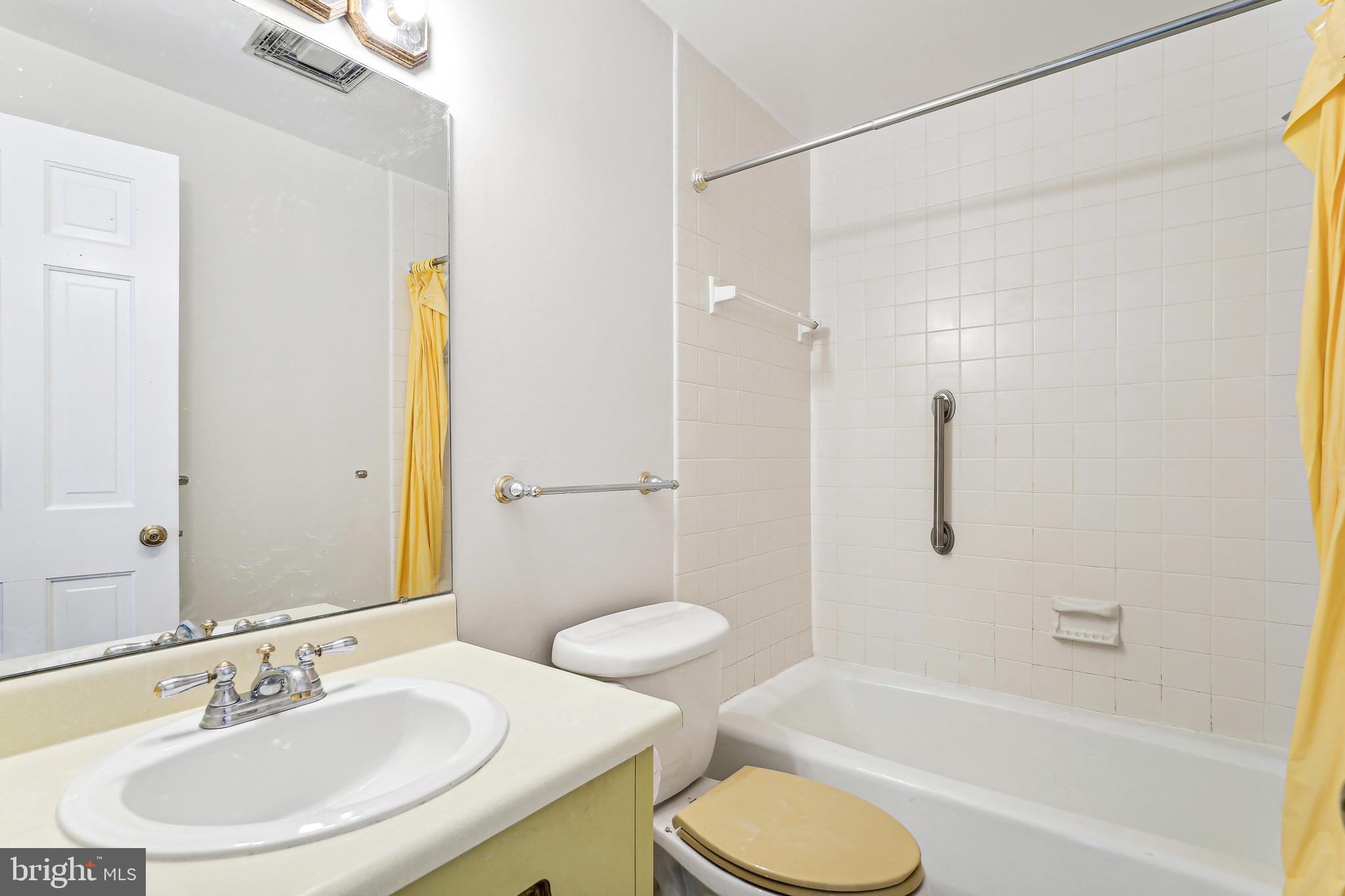 OLD TOWN ALEXANDRIA - Residential