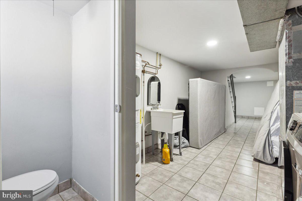 OVERBROOK - Residential