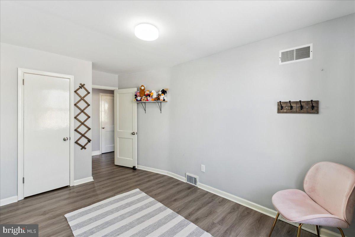 OVERBROOK - Residential