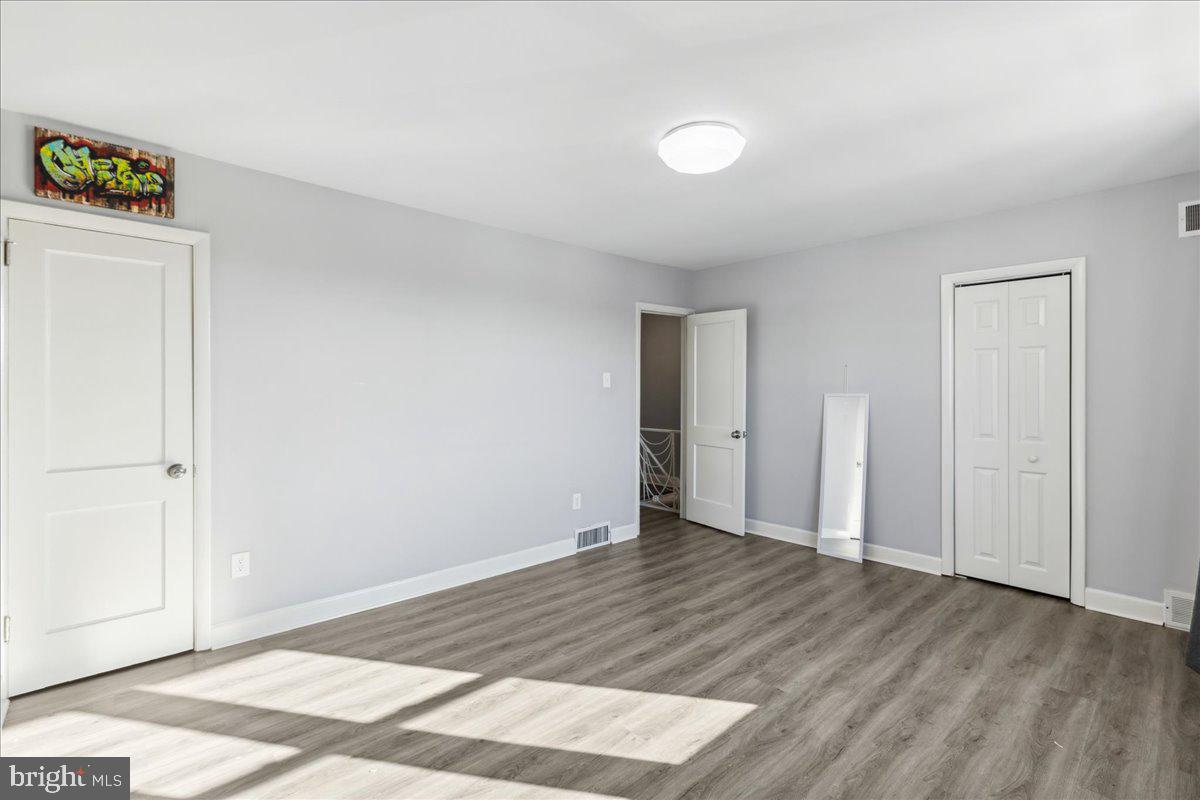 OVERBROOK - Residential