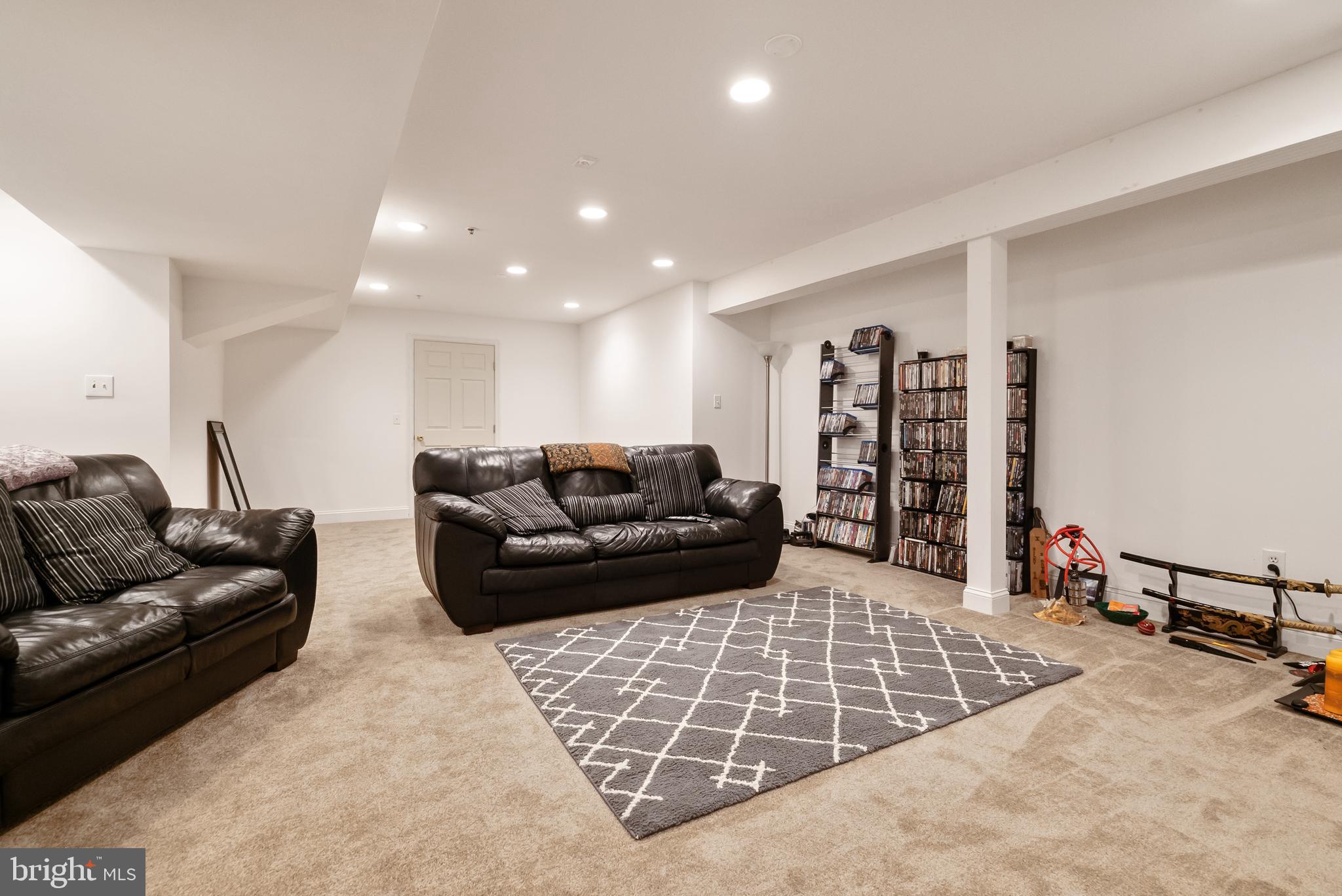 PERRYWOOD - Residential Lease