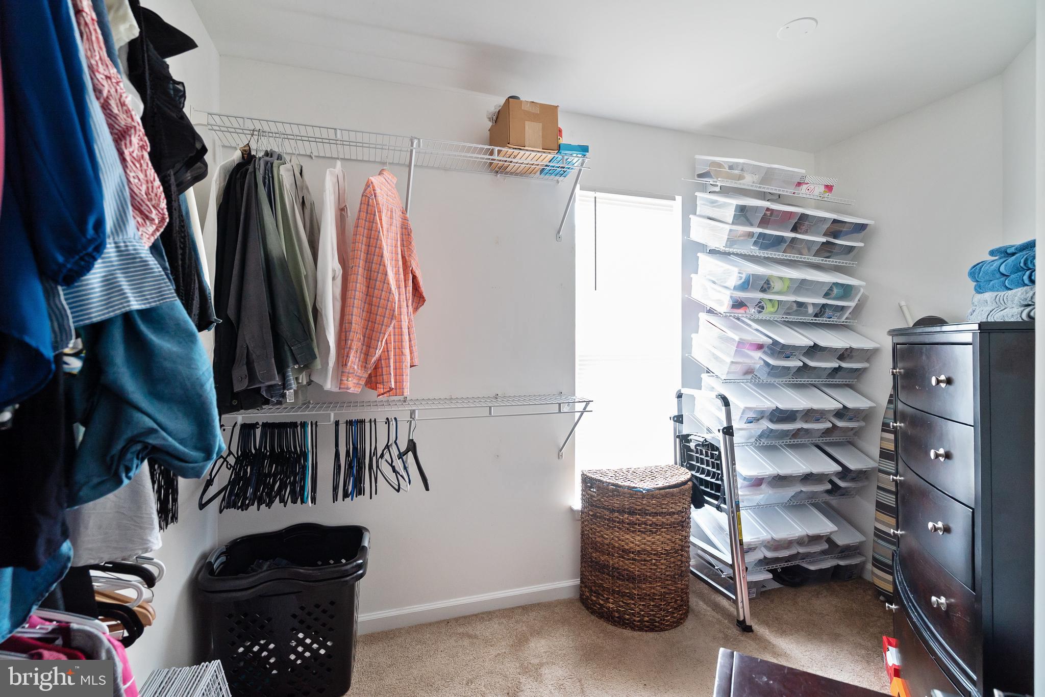 PERRYWOOD - Residential Lease