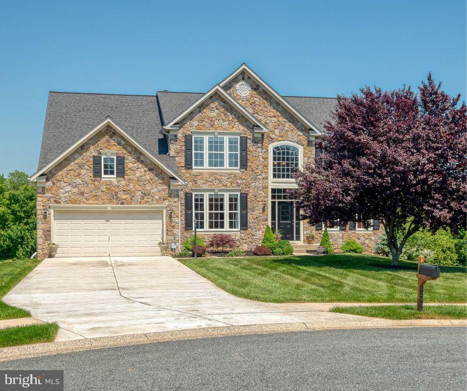 1205 BRIAR POST COURT