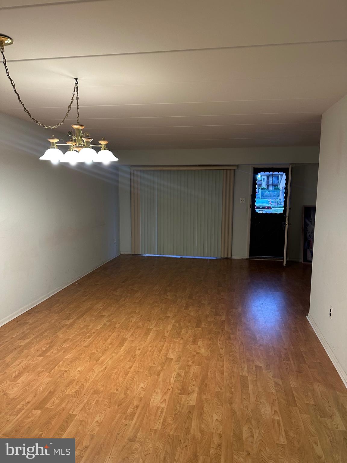 9906 BUSTLETON AVENUE 00 C13