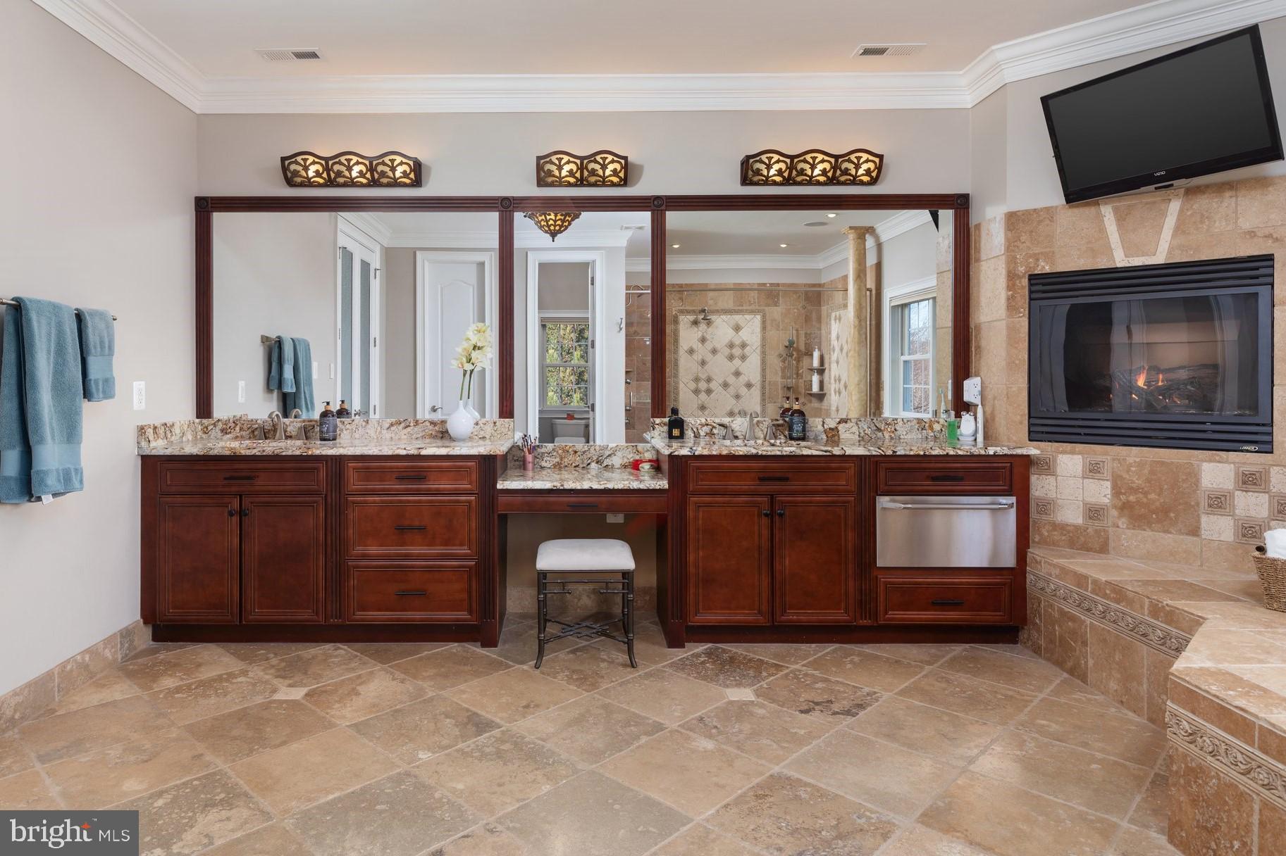 JAMES FARM ESTATES - Residential