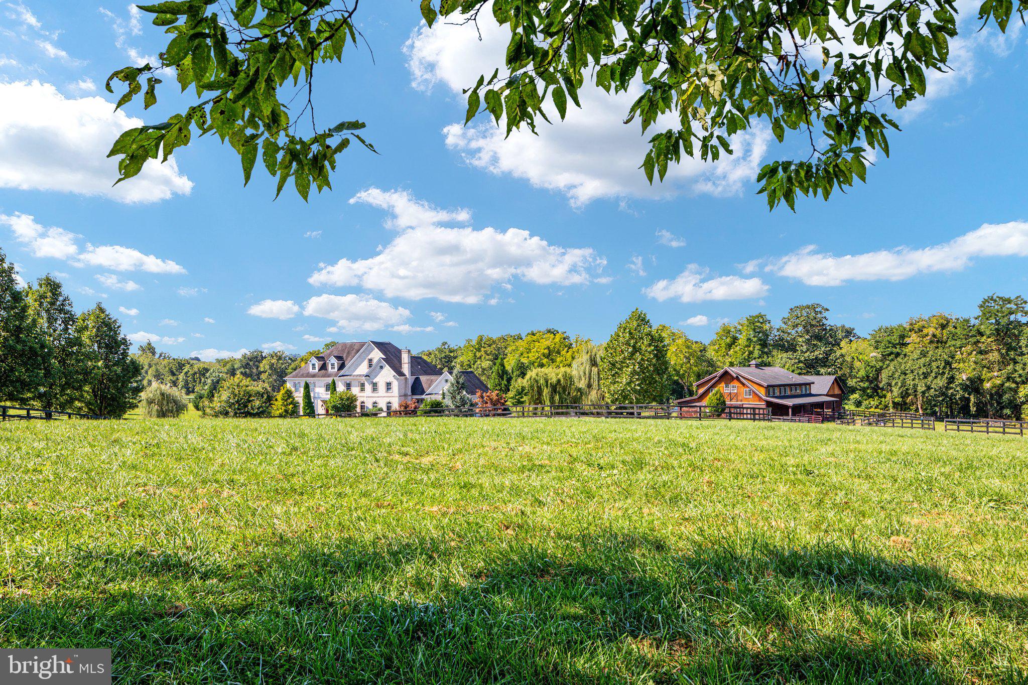 JAMES FARM ESTATES - Residential