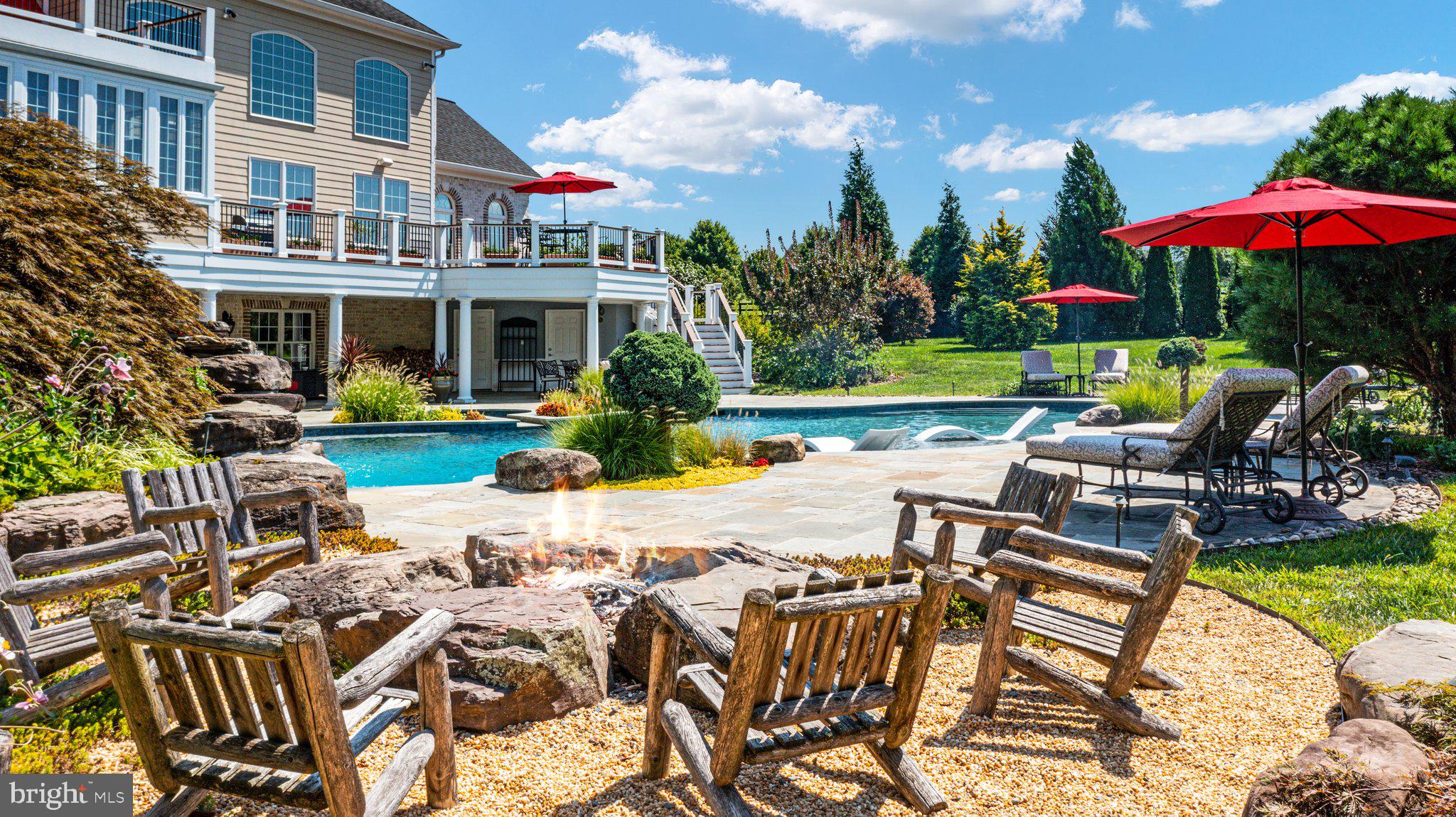 JAMES FARM ESTATES - Residential