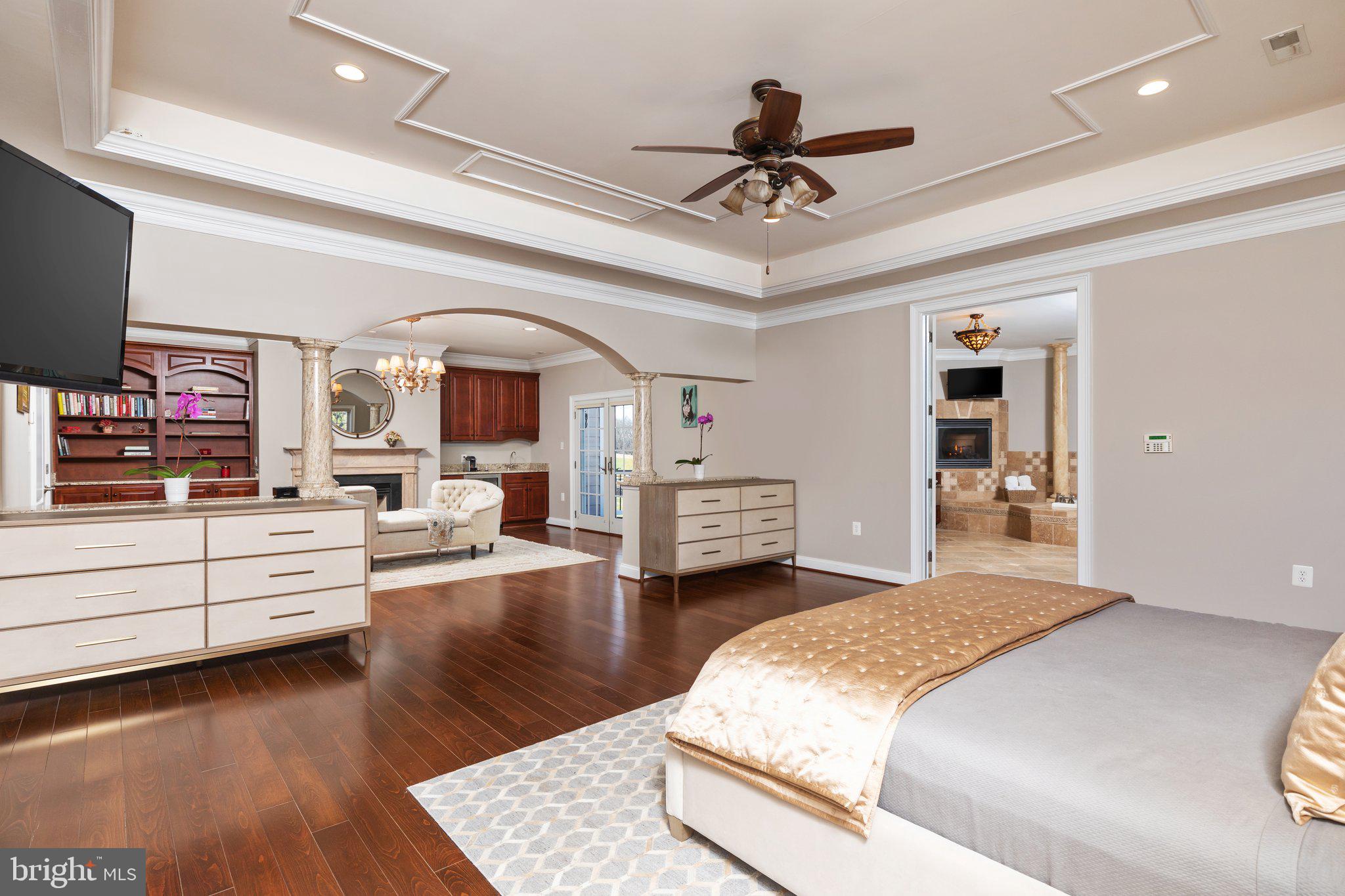 JAMES FARM ESTATES - Residential