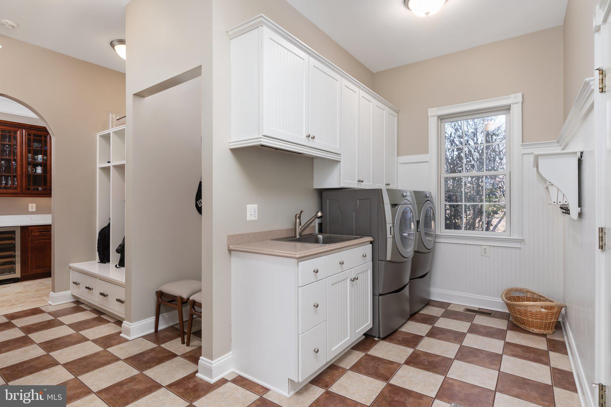 JAMES FARM ESTATES - Residential