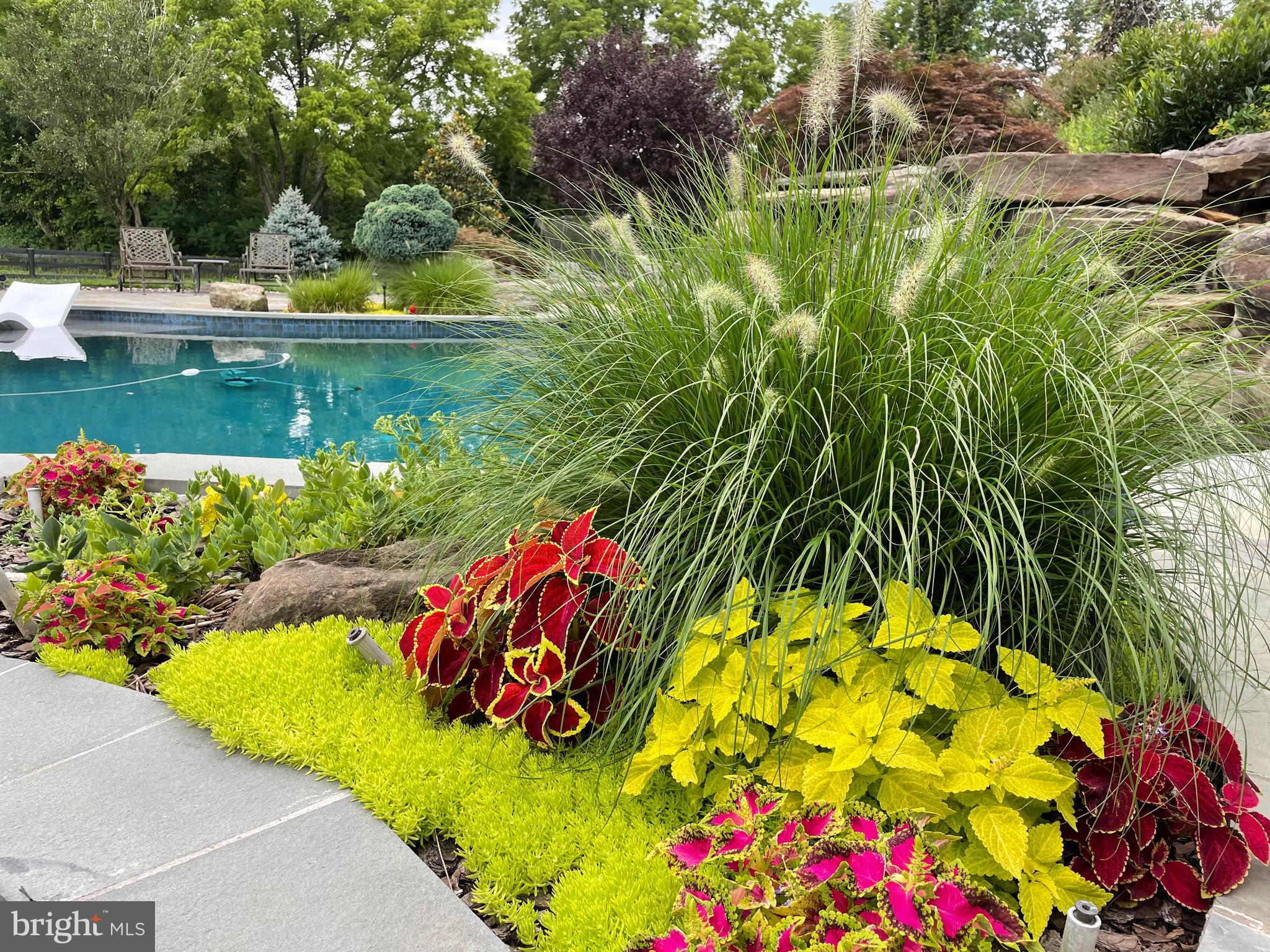 JAMES FARM ESTATES - Residential