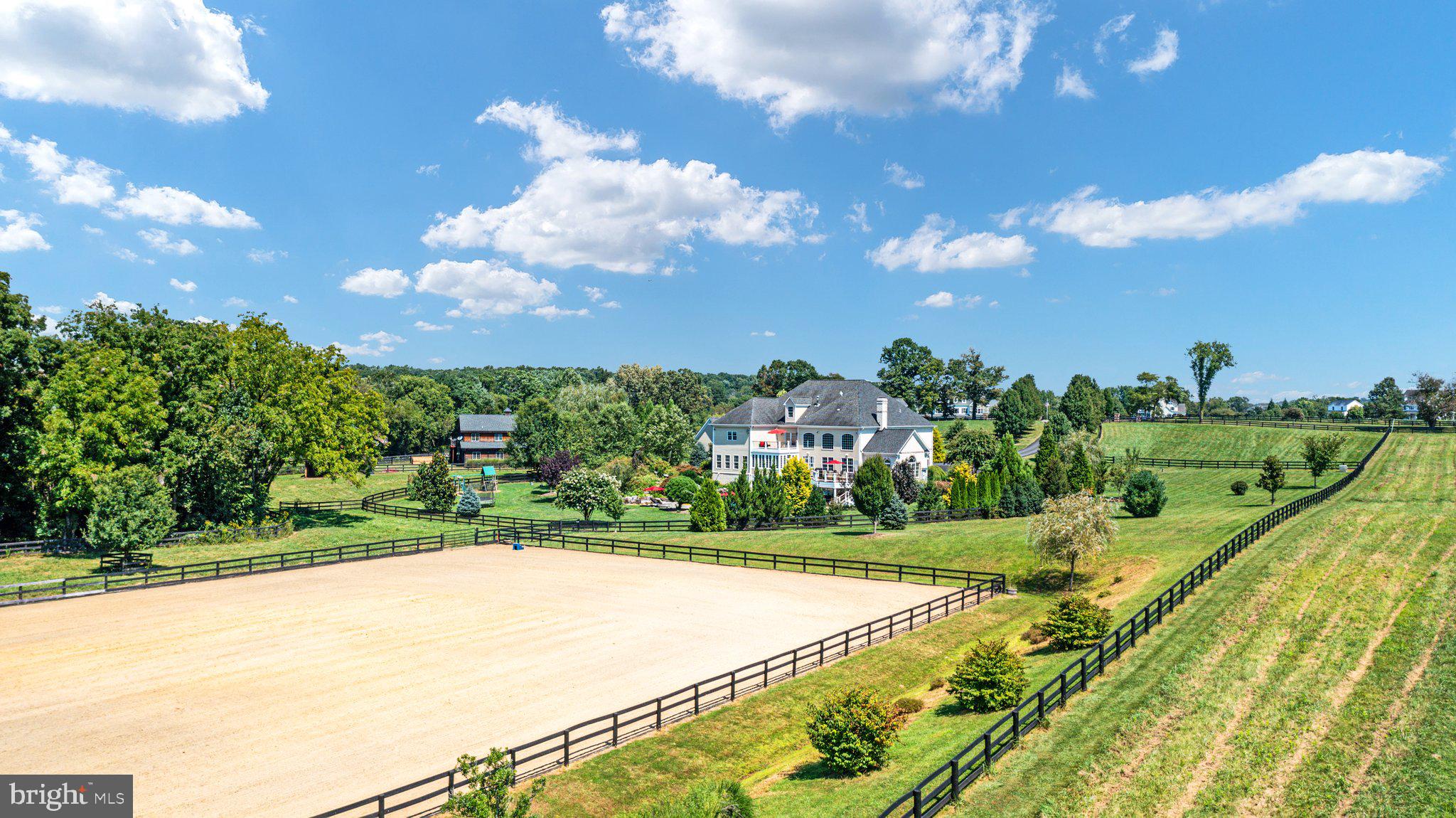 JAMES FARM ESTATES - Residential