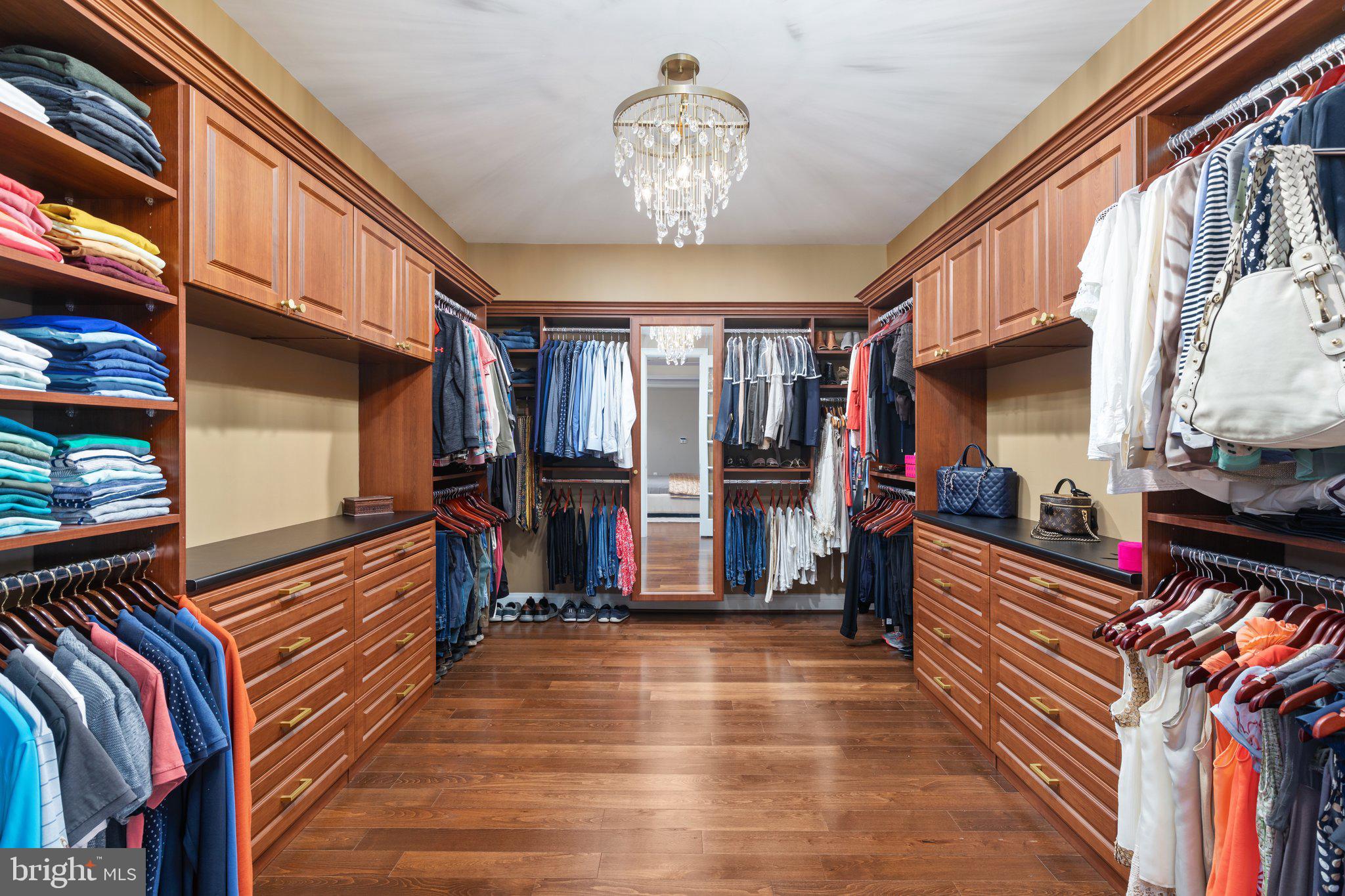 JAMES FARM ESTATES - Residential