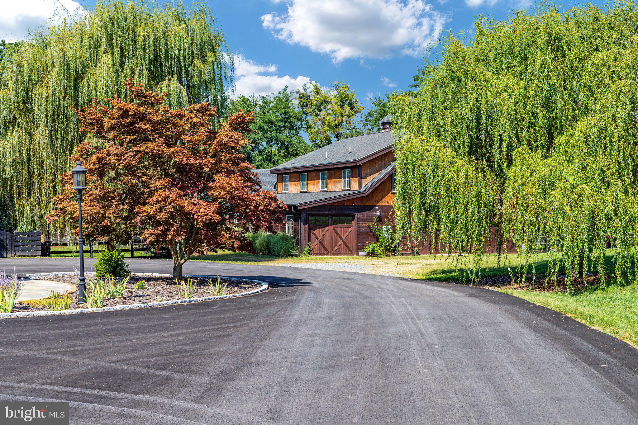 JAMES FARM ESTATES - Residential