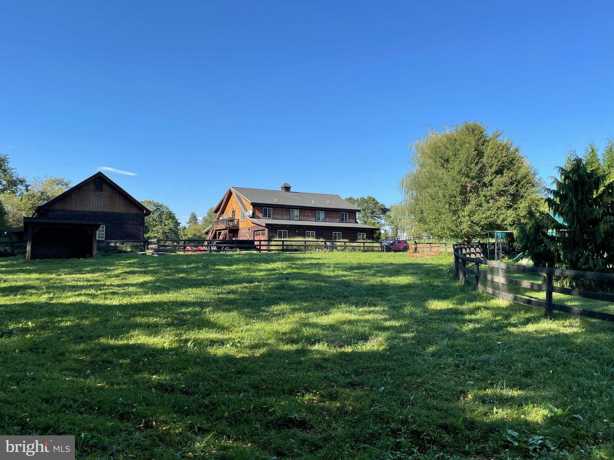 JAMES FARM ESTATES - Residential