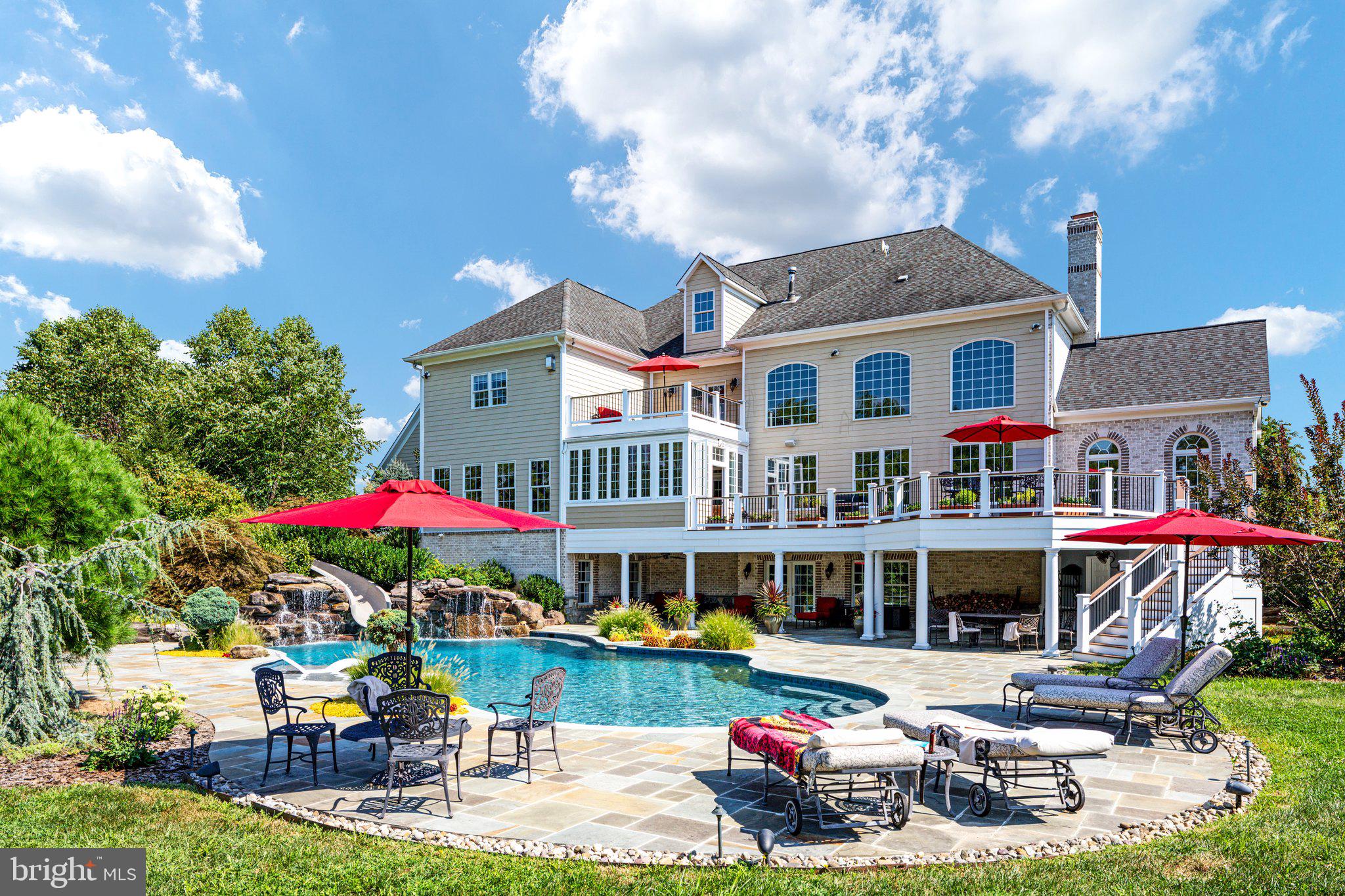 JAMES FARM ESTATES - Residential