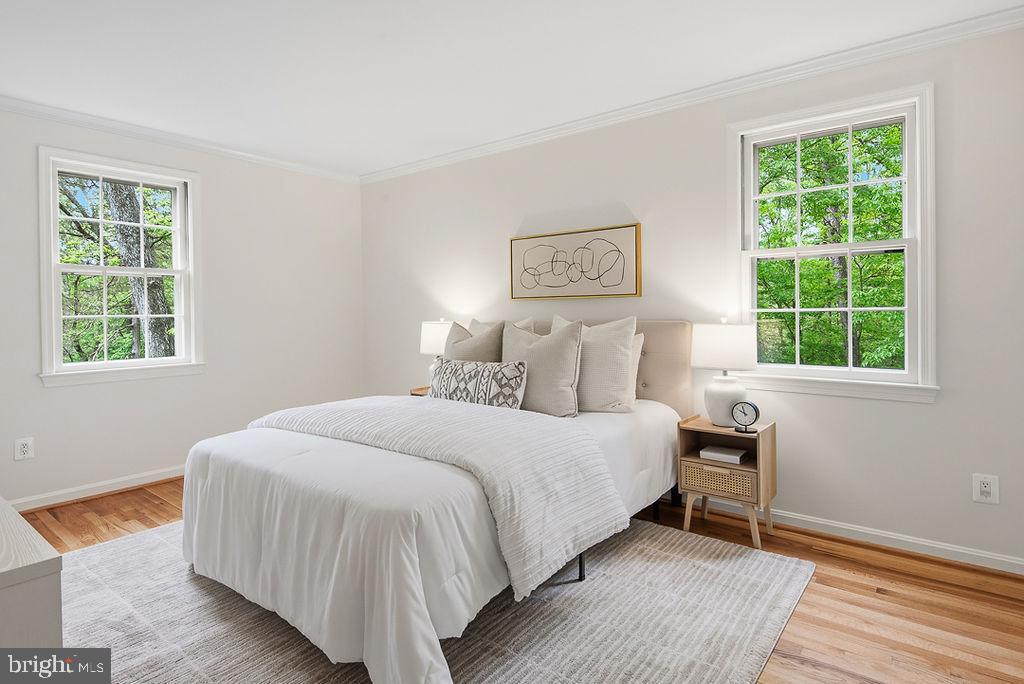 RESTON - Residential