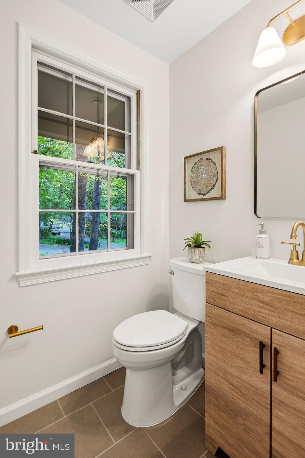 RESTON - Residential