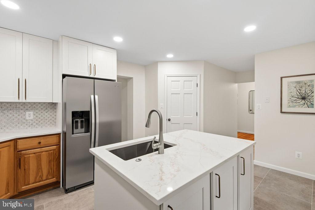 RESTON - Residential