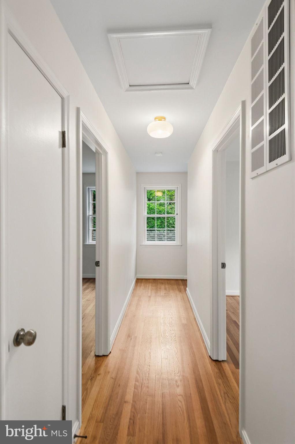 RESTON - Residential