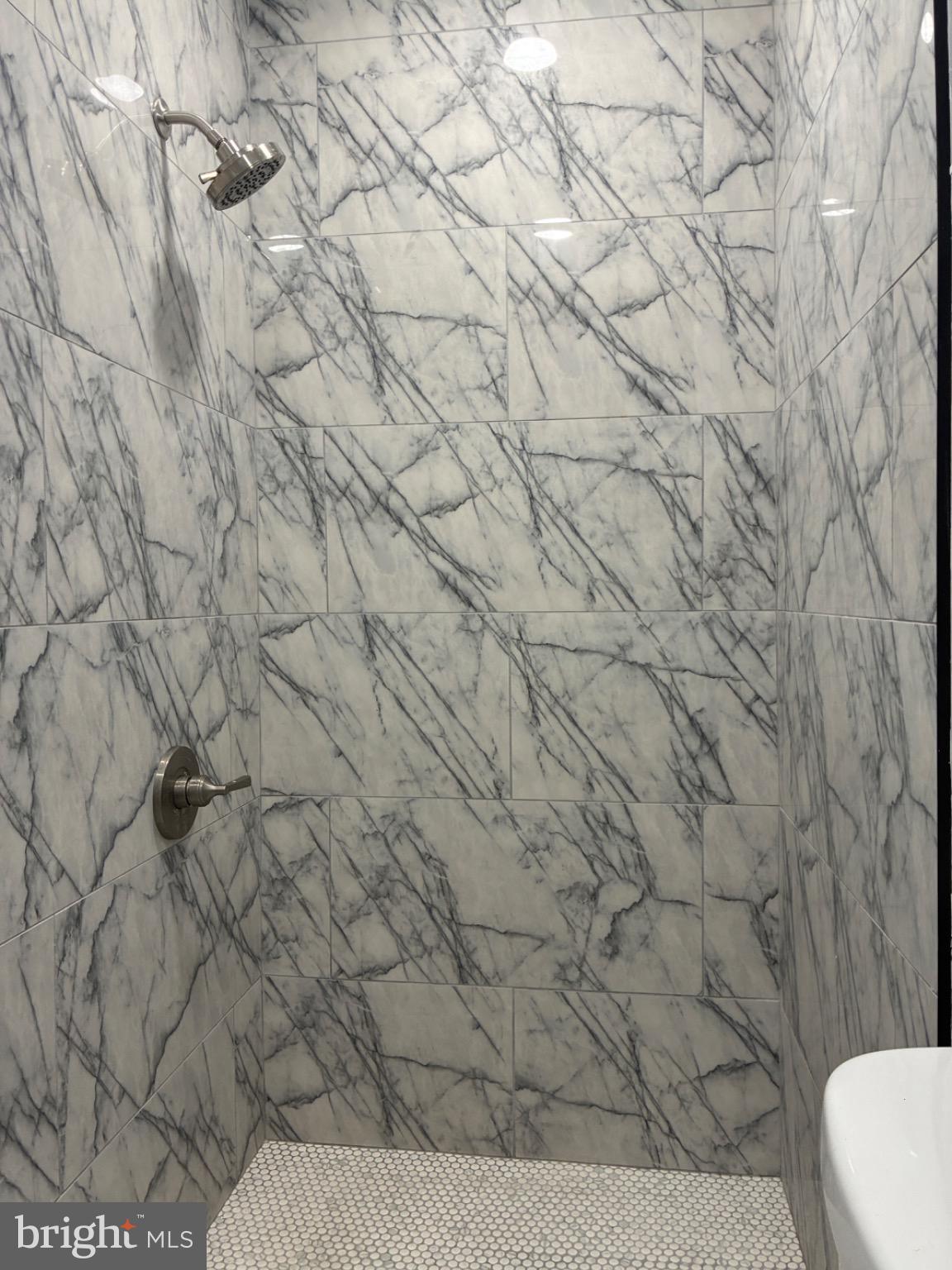 PHILADELPHIA (SOUTHWEST) - Residential Lease