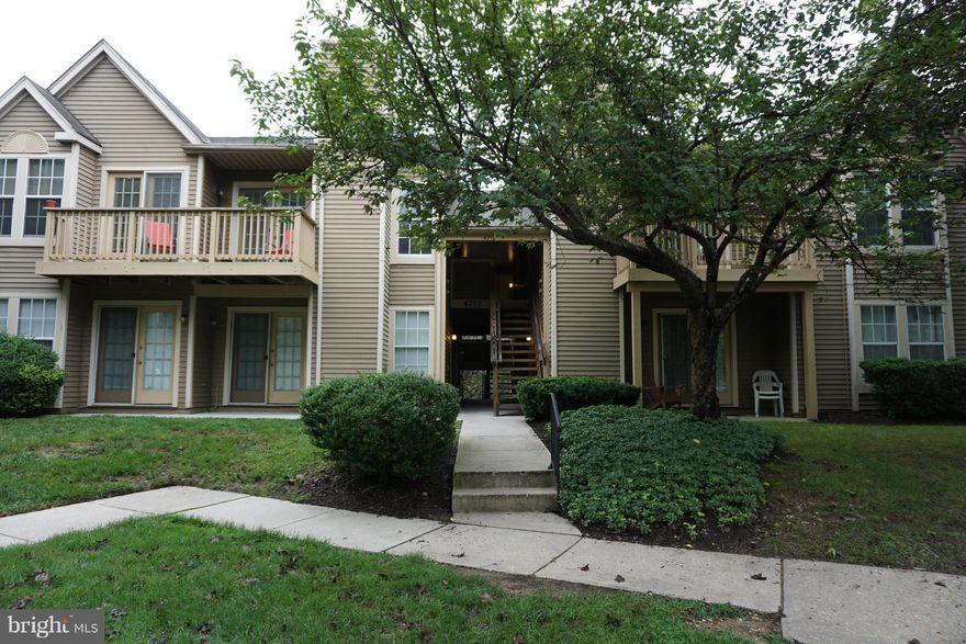 SMART CONDO-WALK TO DORSEY VIL CTR, WALKING PATHS, POOL. LEVEL ACCESS TO FRONT DOOR. KITCHEN W/SERVING BAR & DINING AREA OVERLOOK LIVING ROOM WITH WOOD BURNING FIREPLACE, MASTER W/WALK-IN CLOSET. LIVING ROOM OPEN TO PRIVATE BALCONY WITH WOODED VIEW. 2ND BR OVERLOOKS TREED OPEN SPACE. MAIN LEVEL ENTRY. EASY COMMUTE TO FT.MEADE/NSA