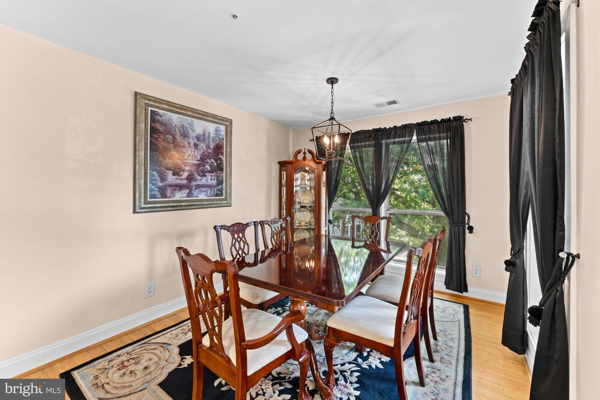 FOUR WINDS AT OAKTON - Residential