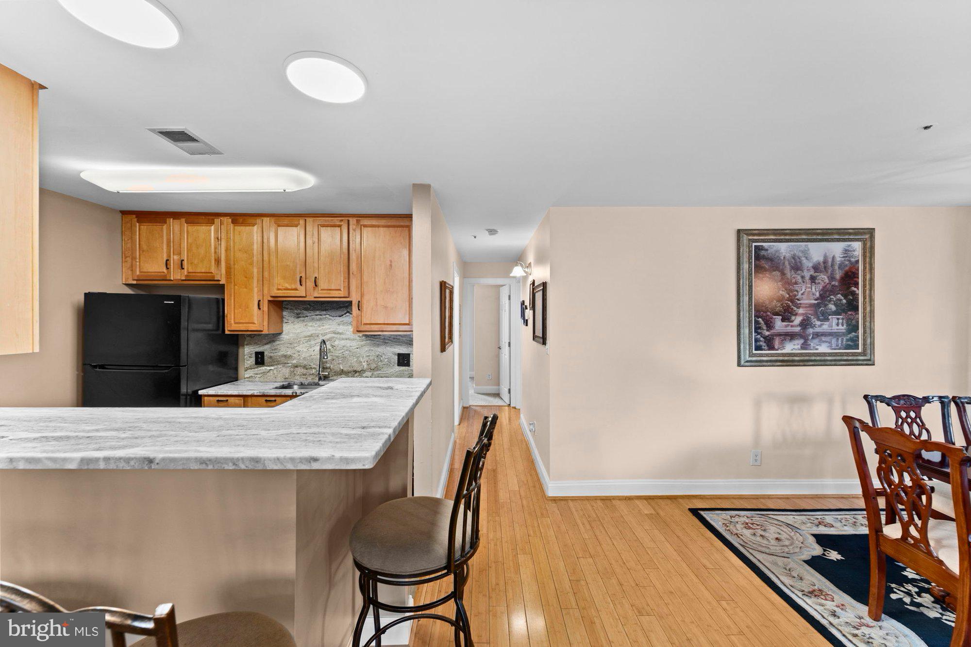 FOUR WINDS AT OAKTON - Residential
