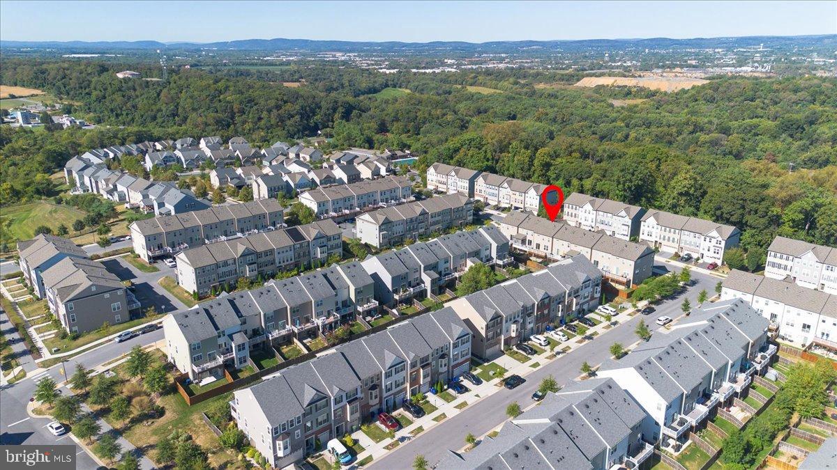 TALLYN RIDGE - Residential