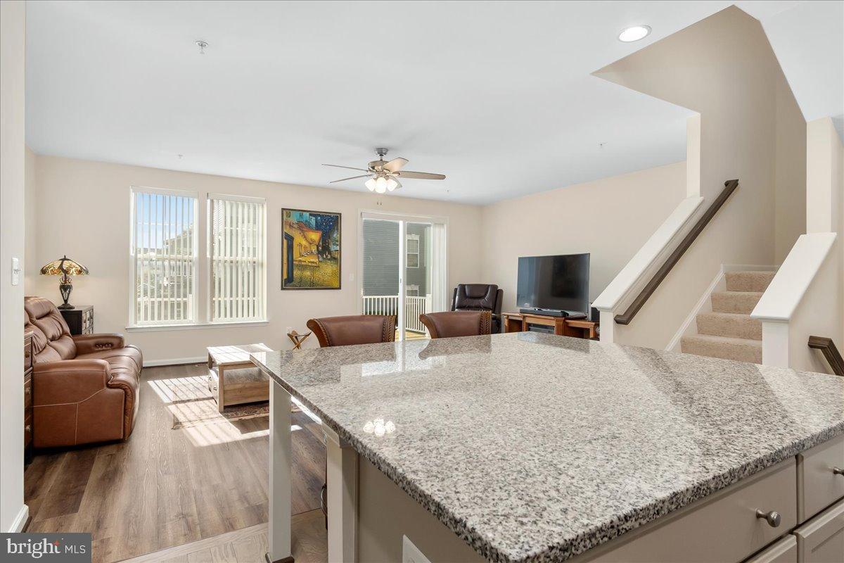 TALLYN RIDGE - Residential