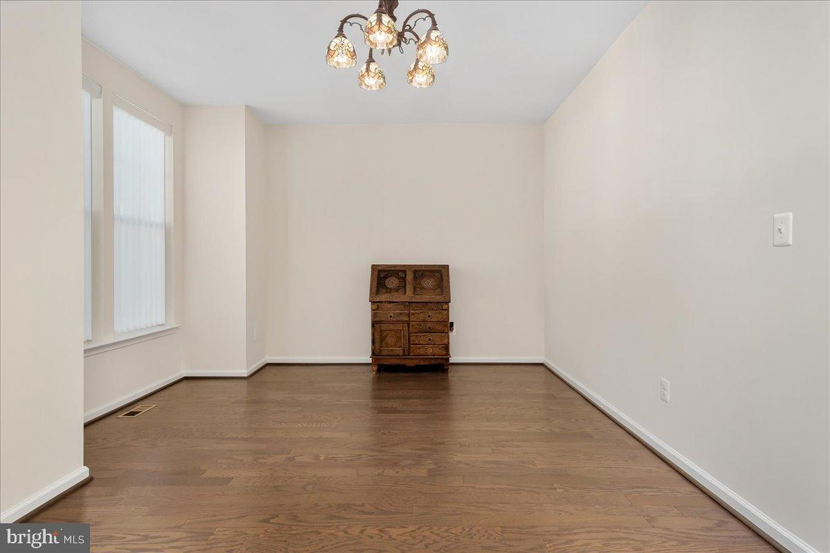 TALLYN RIDGE - Residential