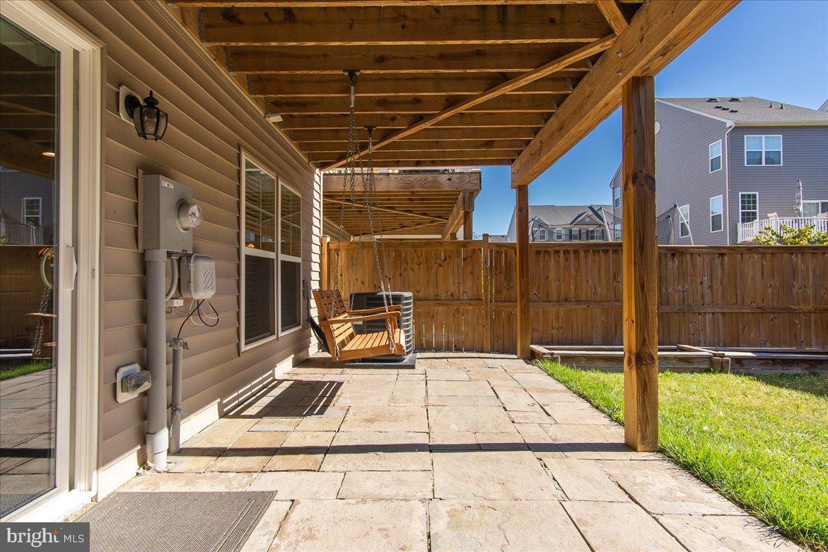 TALLYN RIDGE - Residential